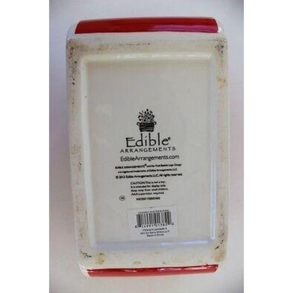 💥3/$25💥 2013 Red White Ceramic Christmas Sleigh Pot Decor - Picture 6 of 6